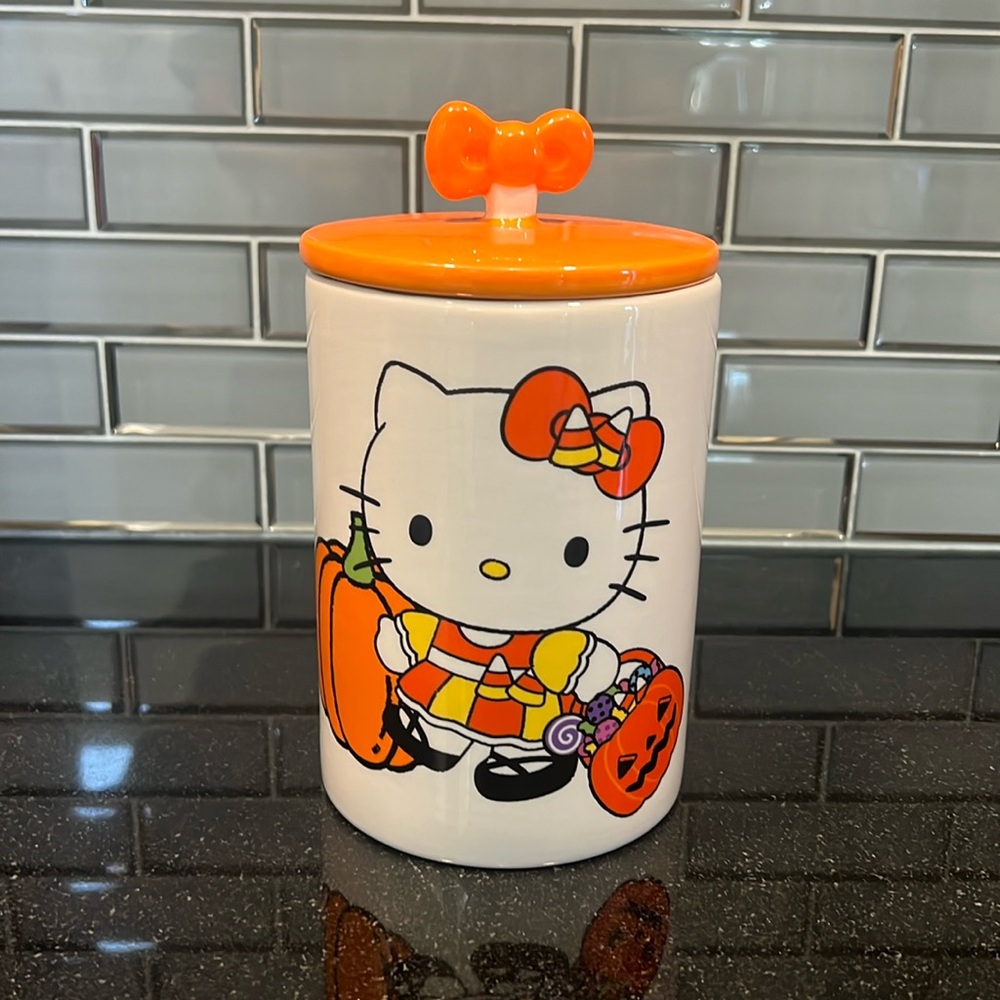 Hello Kitty “Trick or Treat” Canister